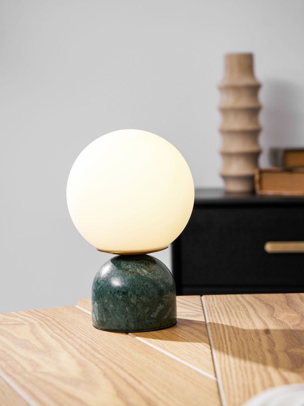 Moderne Tischlampe Orb Glow Kompaktes Umgebungslicht