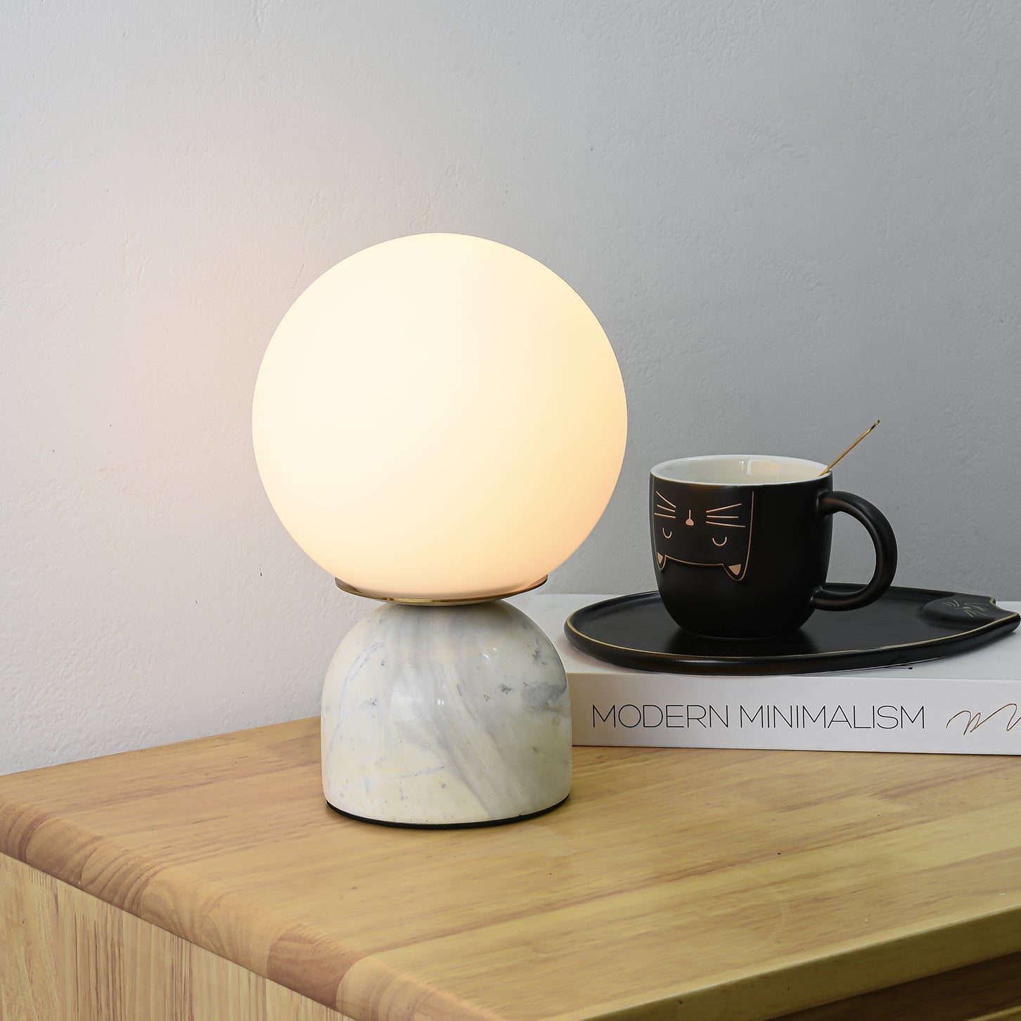 Moderne Tischlampe Orb Glow Kompaktes Umgebungslicht