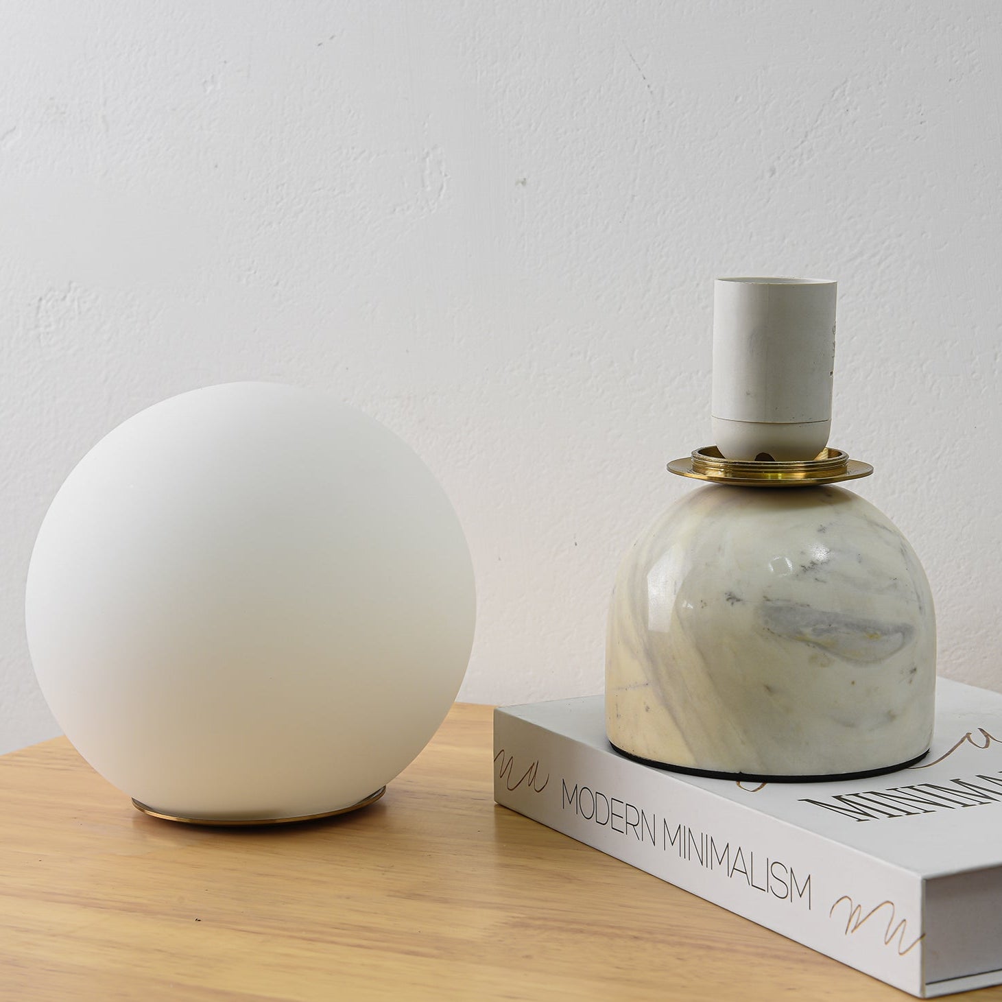 Moderne Tischlampe Orb Glow Kompaktes Umgebungslicht