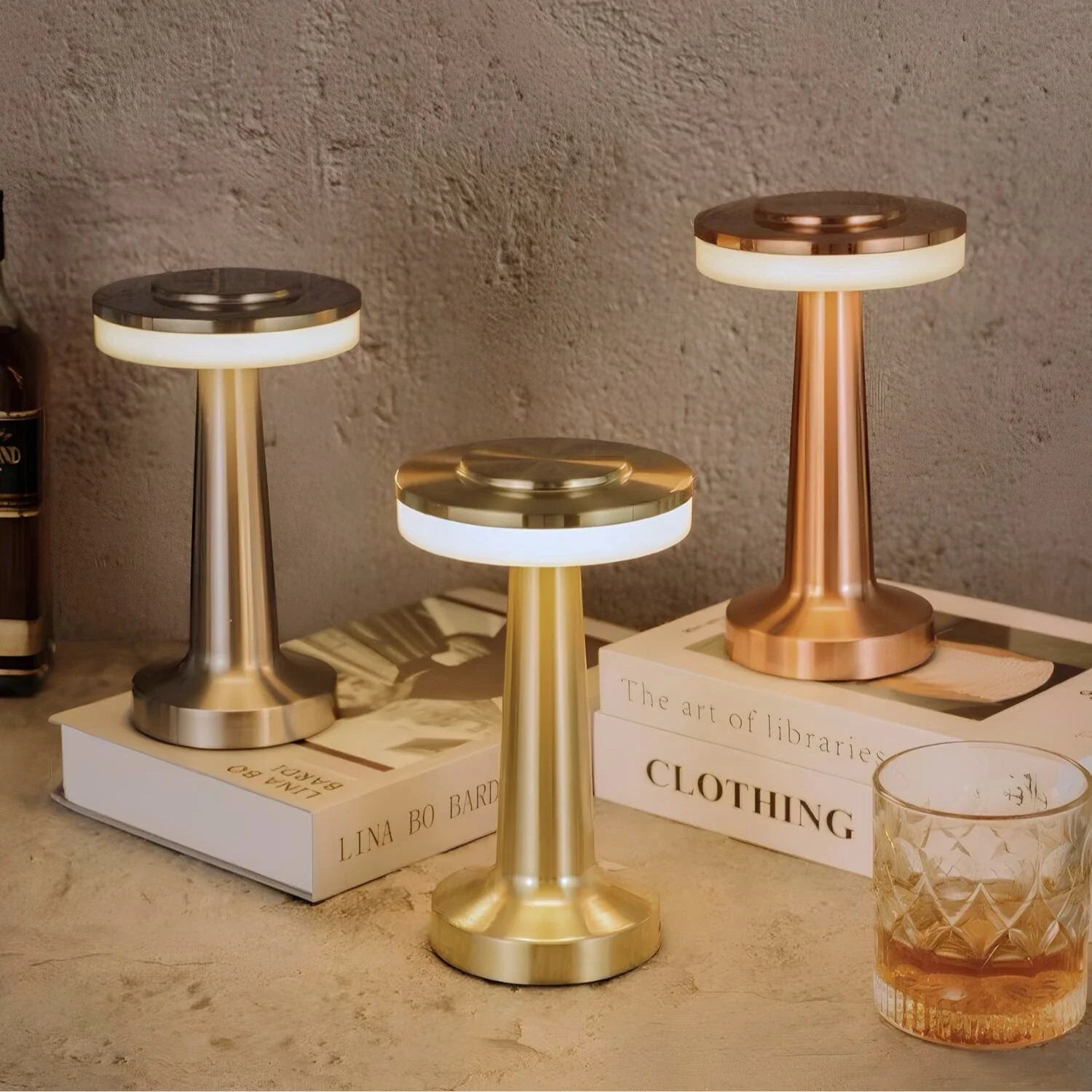 Klasyczny elegancka bezprzewodowa lampa stołowa