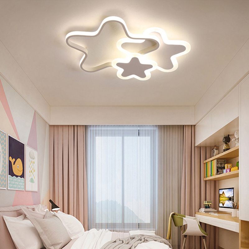 Lampada da soffitto LED luminosa e delicata con cuori, stelle e nuvole di design