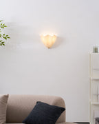 Zeitgenössische LED-Wandleuchte mit Blütenblatt-Design