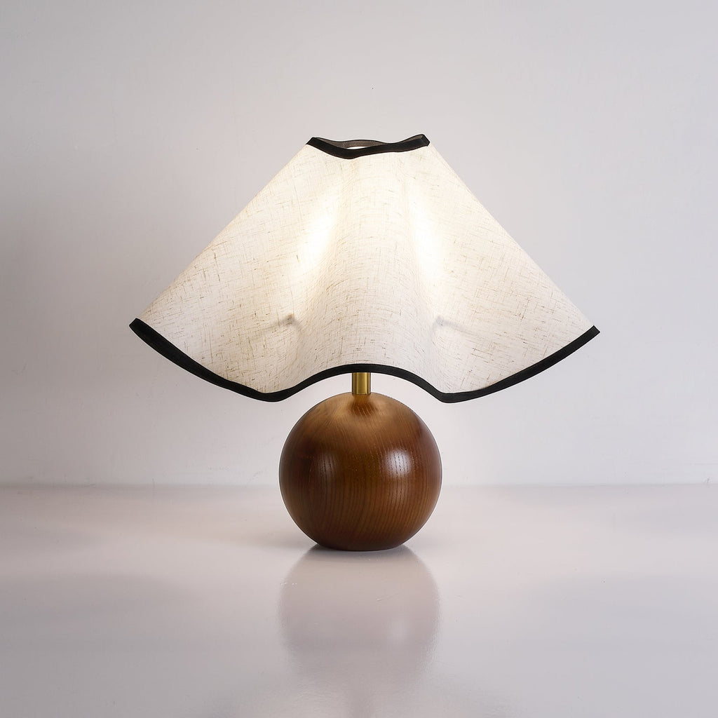 Skulpturale, wellenförmige Tischlampe für Innenräume