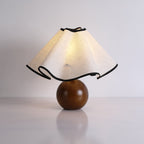 Skulpturale, wellenförmige Tischlampe für Innenräume