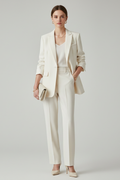Ensemble pour femme avec blazer structuré et pantalon droit