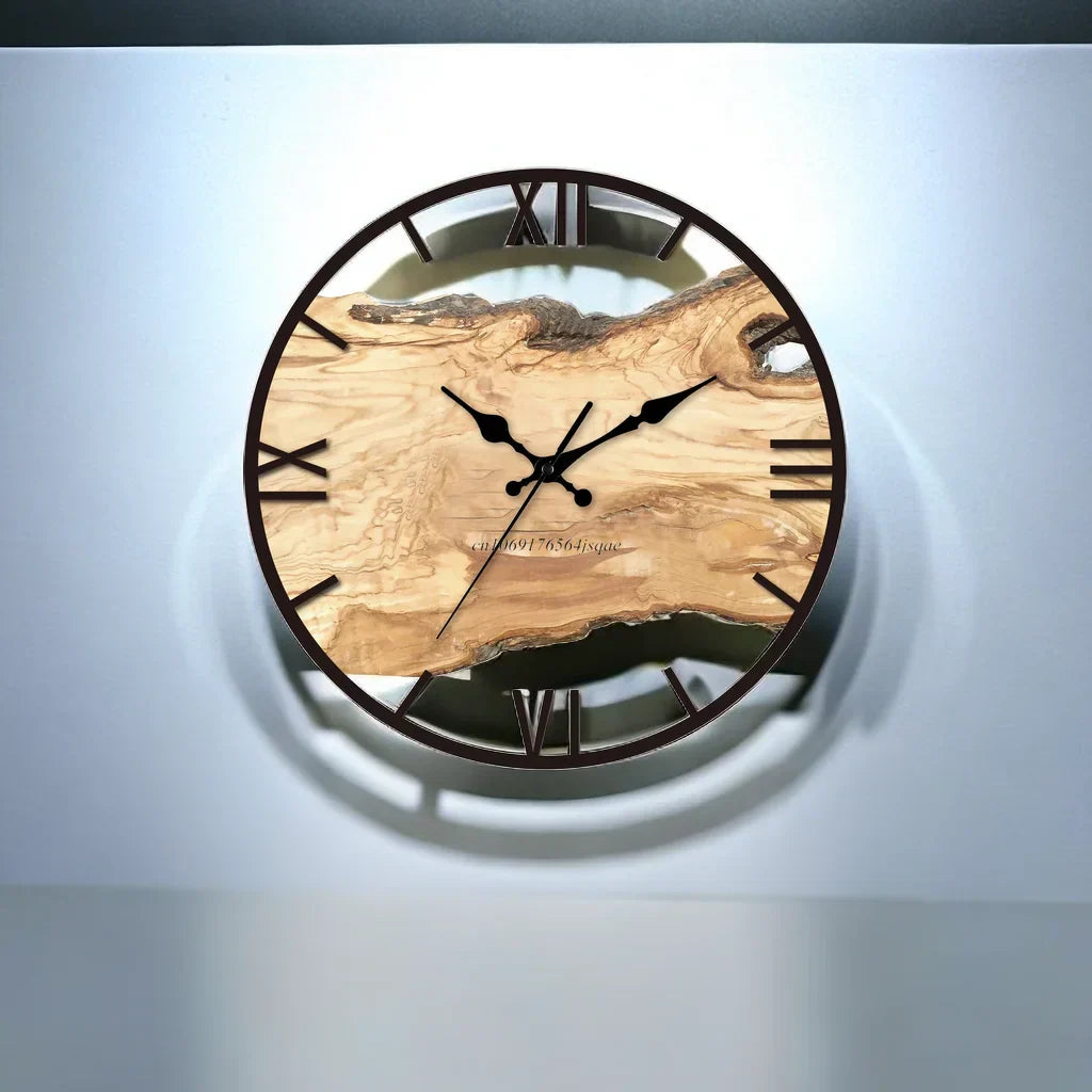 Orologio da parete trasparente per interni contemporanei e minimalisti