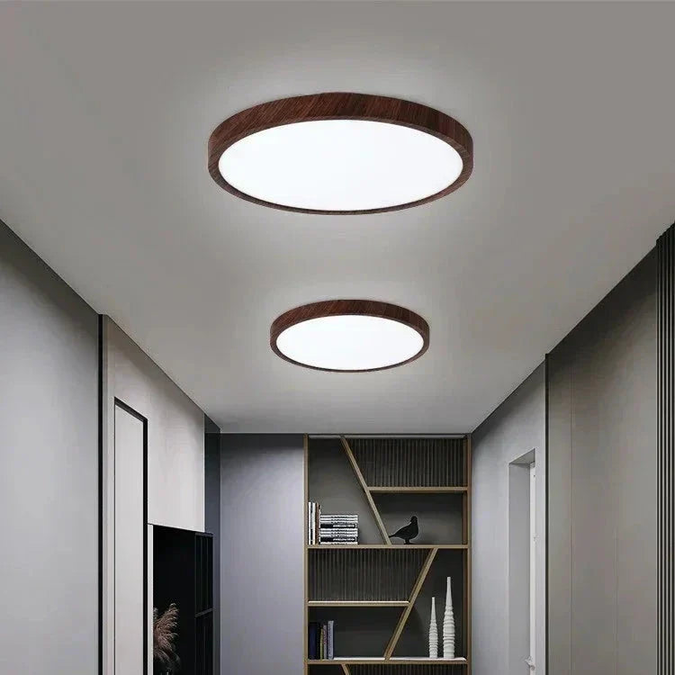 Nowoczesna płaska lampa sufitowa LED z drewnianą ramą w stylu Japandi