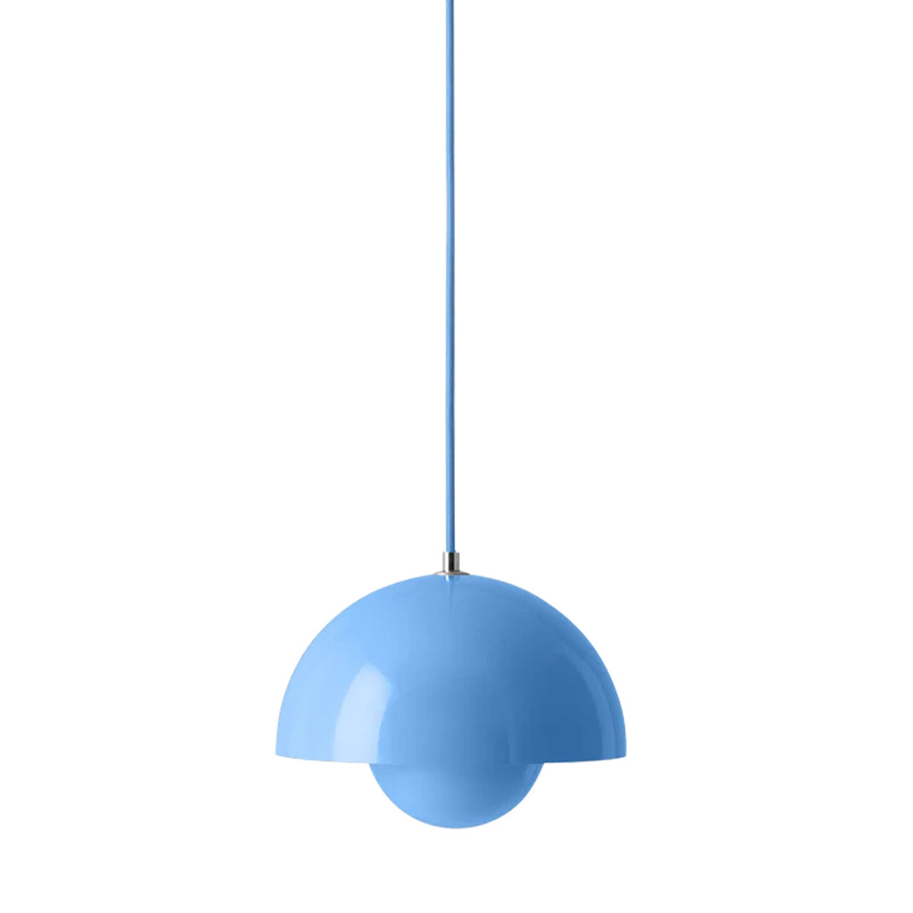 Pendant lamp with warm light for stylish interiors
