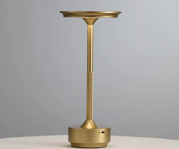 Przenośna regulowana bezprzewodowa lampa stołowa