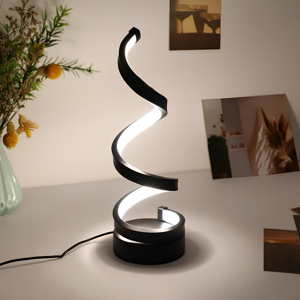 Marmurowa podstawa spiralnej lampy stołowej z regulowanym oświetleniem