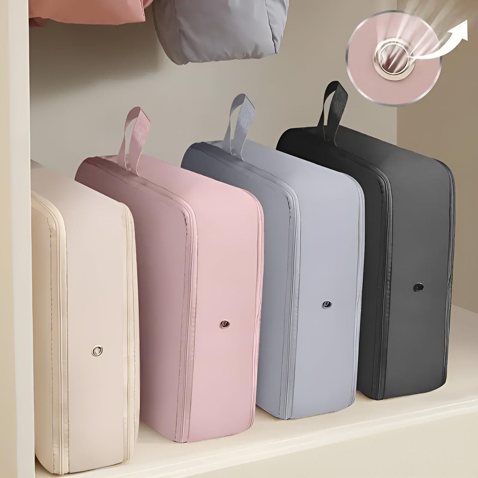 Wydajny zestaw toreb do przechowywania odzieży i pościeli