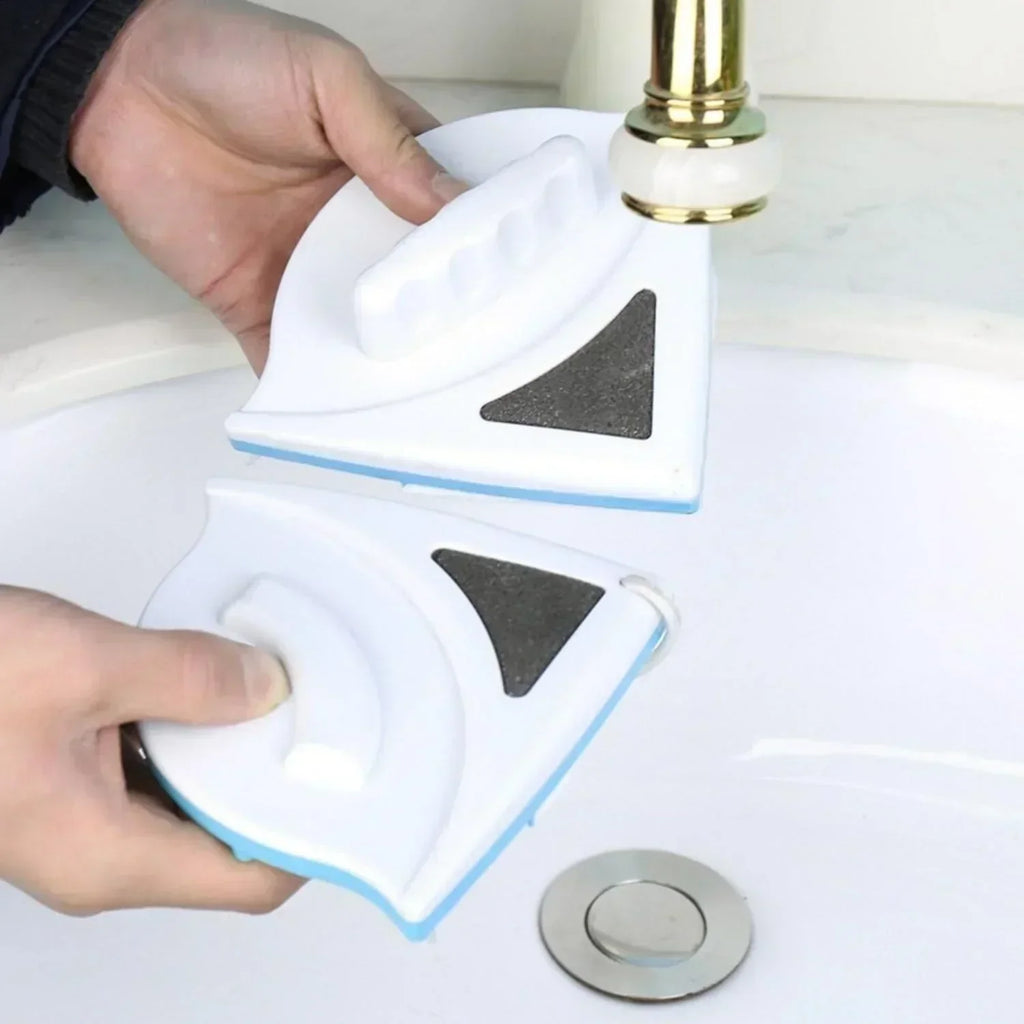 Magnetic double-sided window cleaner – ideal for hard-to-reach windows
