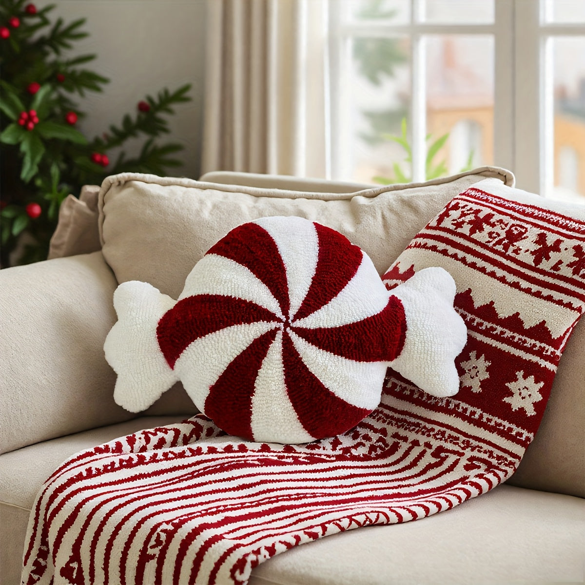 Polarowa Świąteczna Poszewka Haftowana z Motywem Bożonarodzeniowym