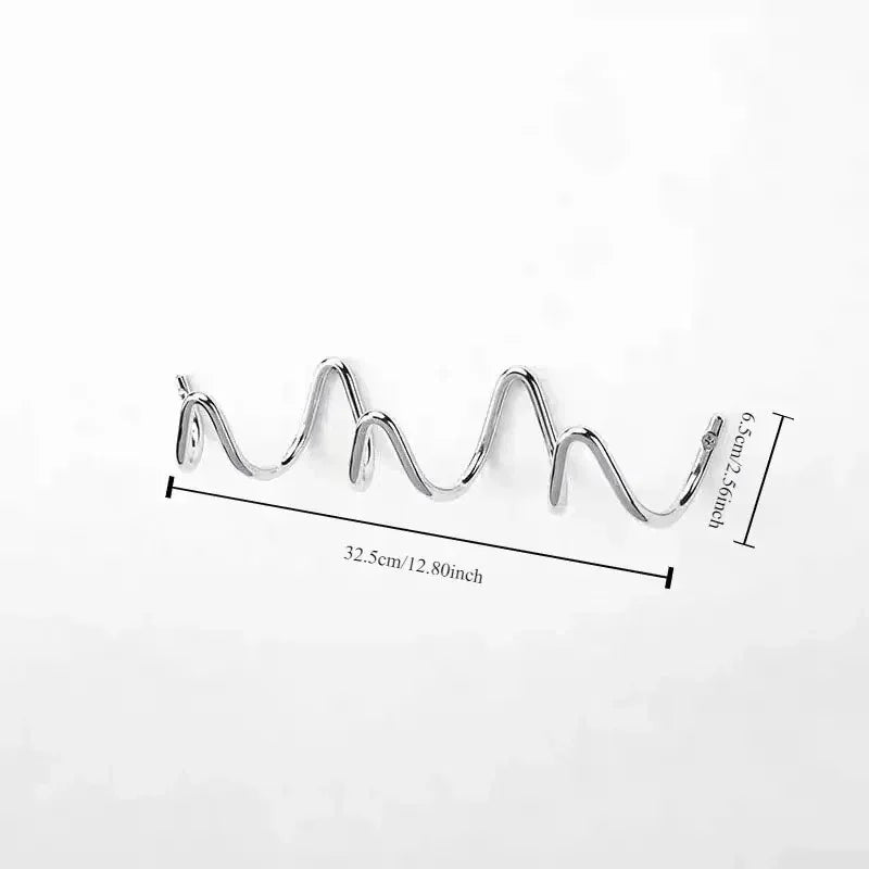 Space-saving wall hanger with multiple hooks wave