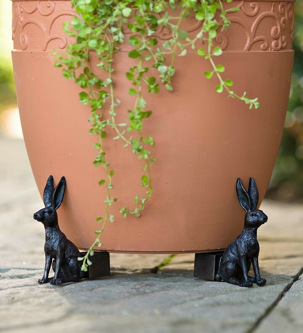 Set mit Stützen für Gartentöpfe in Tierform