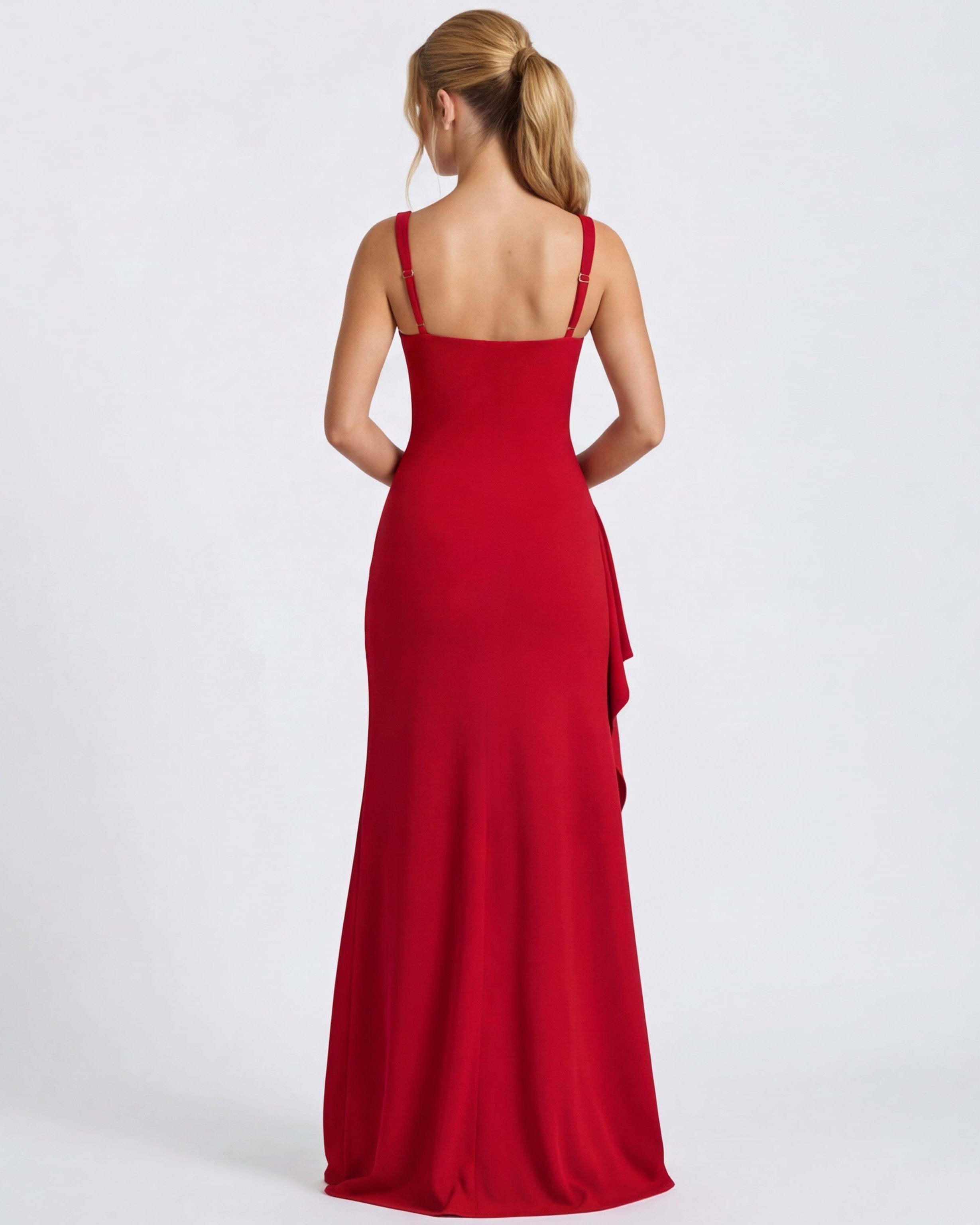 Maxi Dress with a Shaping Silhouette