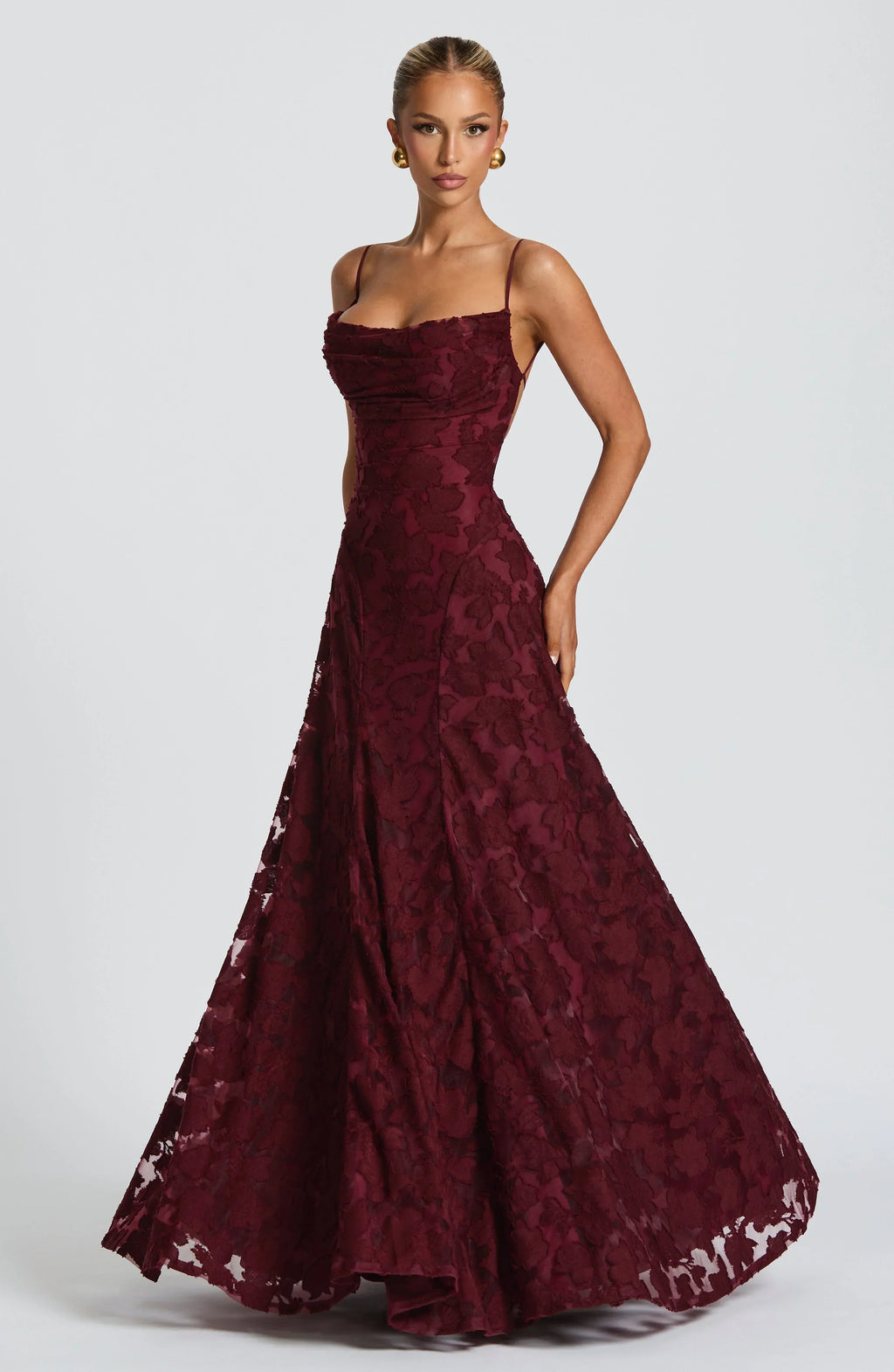 Elegancka Sukienka Maxi z Efektem Drapowania