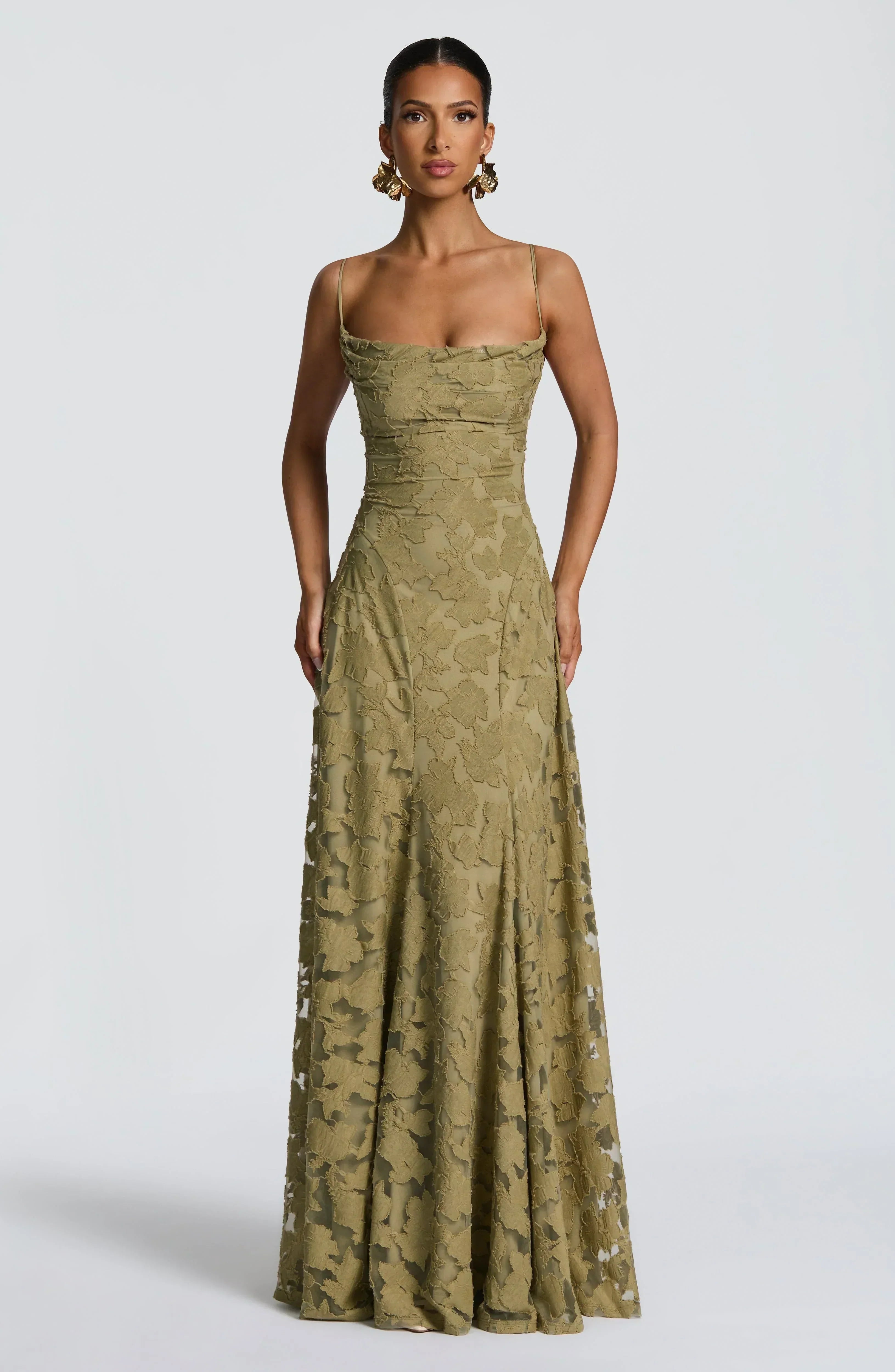 Elegancka Sukienka Maxi z Efektem Drapowania