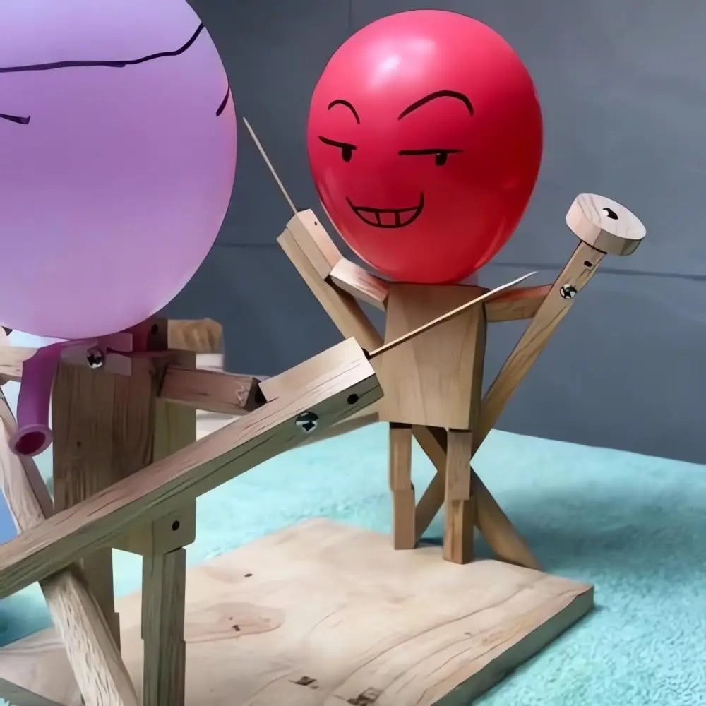 Gra Zręcznościowa Walka Balonów dla Dwóch Graczy z Drewnianymi Kukiełkami - Image 5