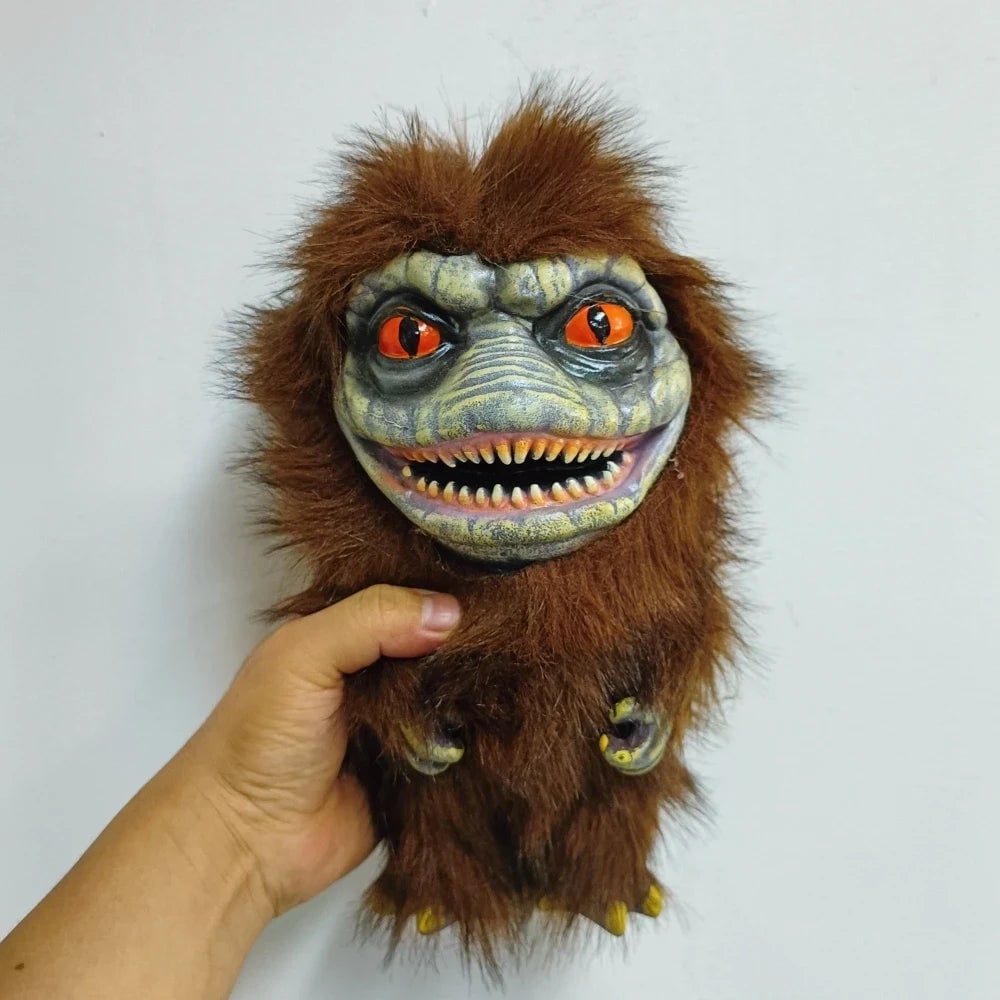 Halloween Pluszowa Maskotka Potwór z Lateksową Twarzą i Pazurami 30 Cm dla Dzieci - Image 6