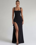 Maxi Dress with a Shaping Silhouette