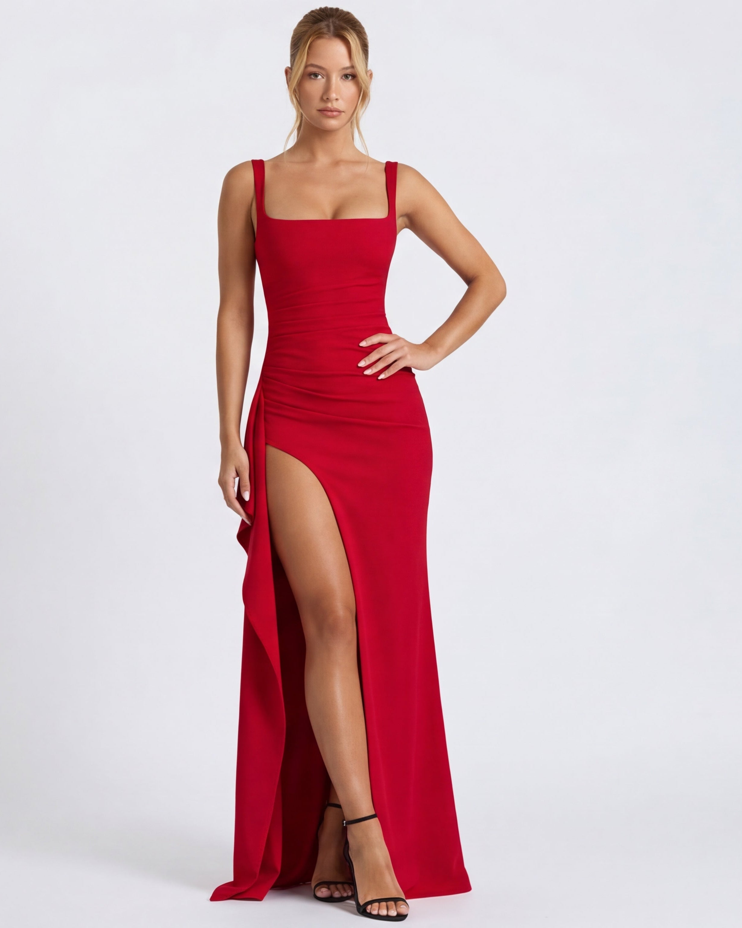 Maxikleid mit figurformender Silhouette