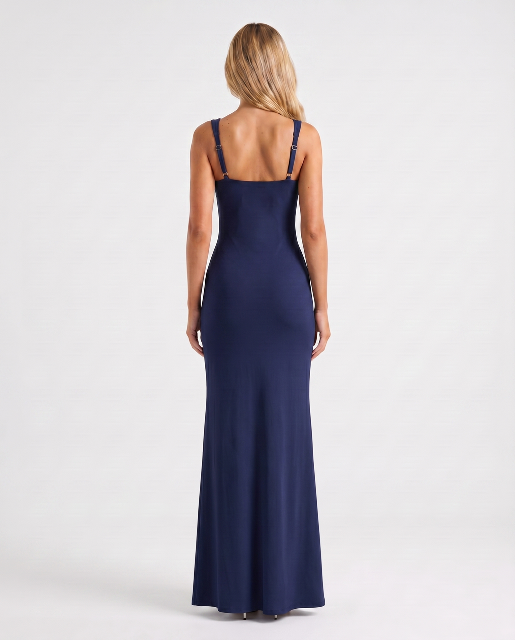 Maxi Dress with a Shaping Silhouette