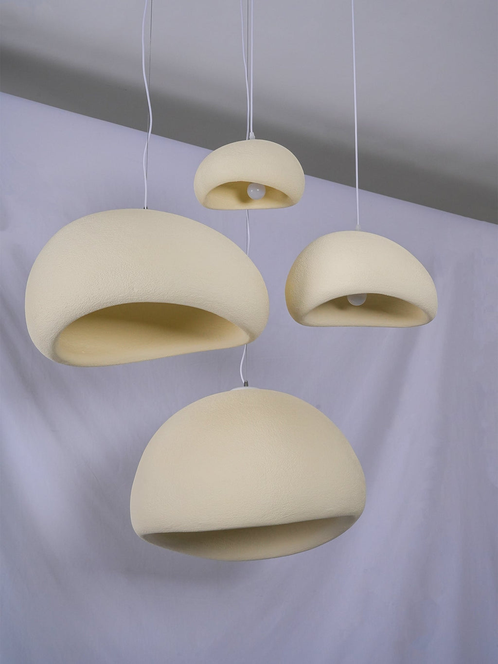 Cloud-shaped pendant lamp