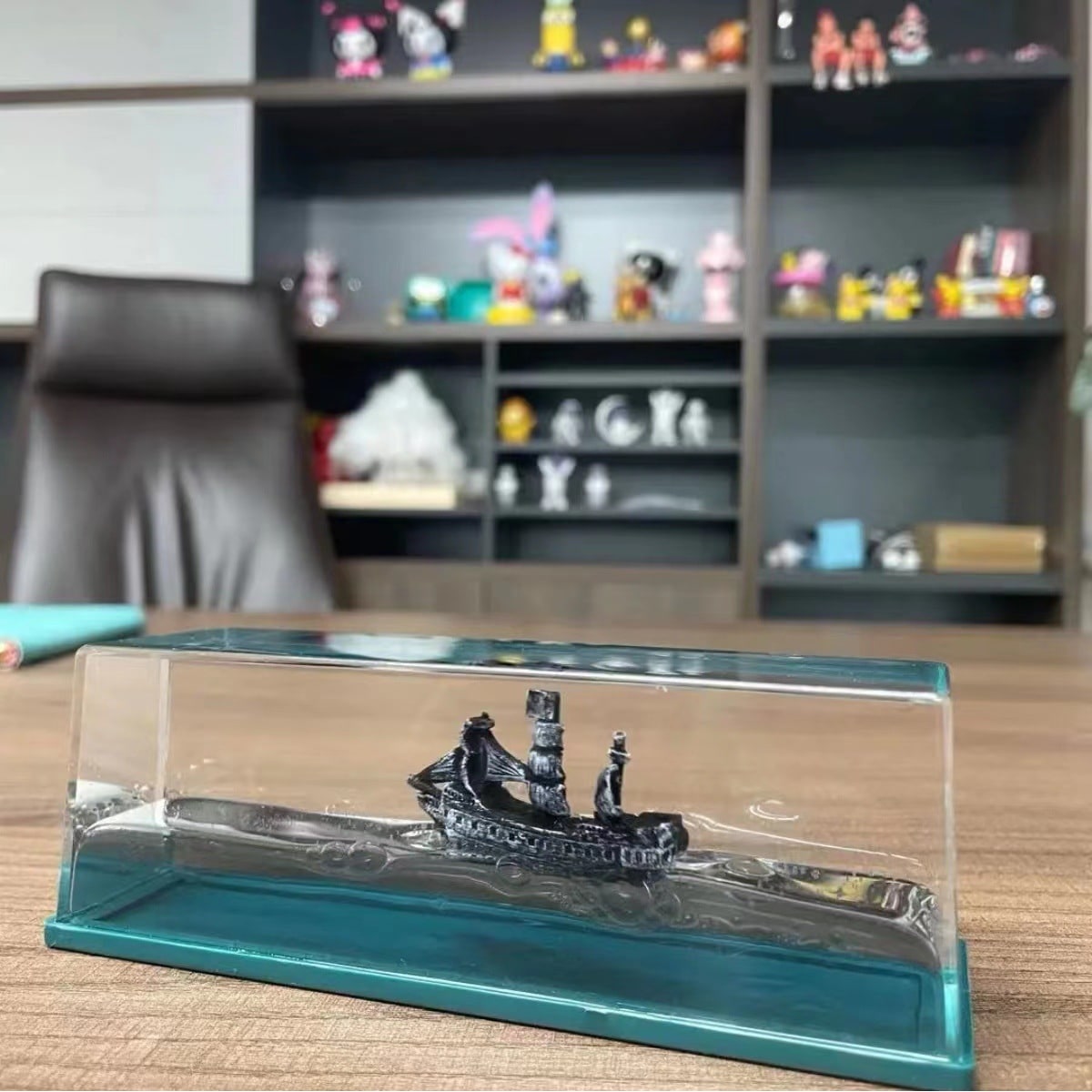 Liquid Motion Desk Toy with Floating Ship and LED Light Base - Image 11