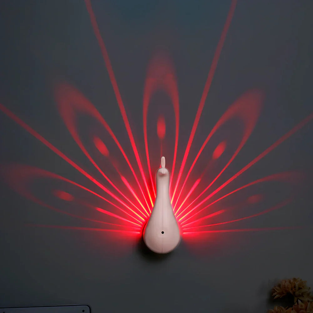 Lampa ścienna LED z projekcją zwierząt