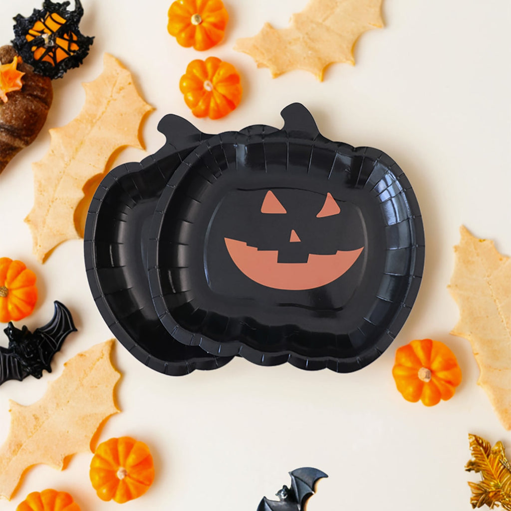 Papierowe Talerzyki na Halloween w Kształcie Dyni z Błyszczącym Wykończeniem - Image 2