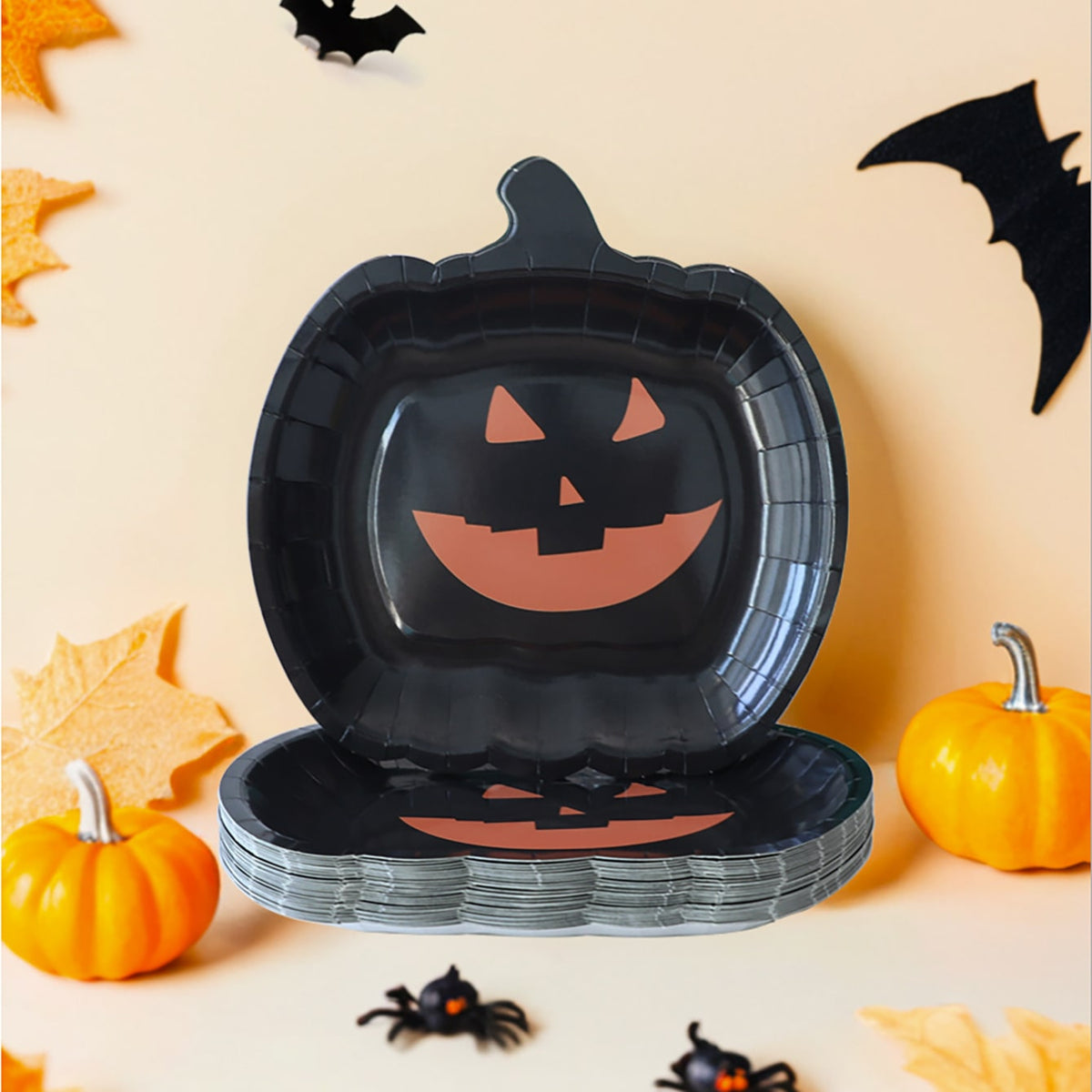 Papierowe Talerzyki na Halloween w Kształcie Dyni z Błyszczącym Wykończeniem - Image 8