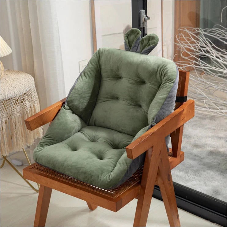 Plush Chair Cushion with Integrated Backrest and Tufted Design - Image 5