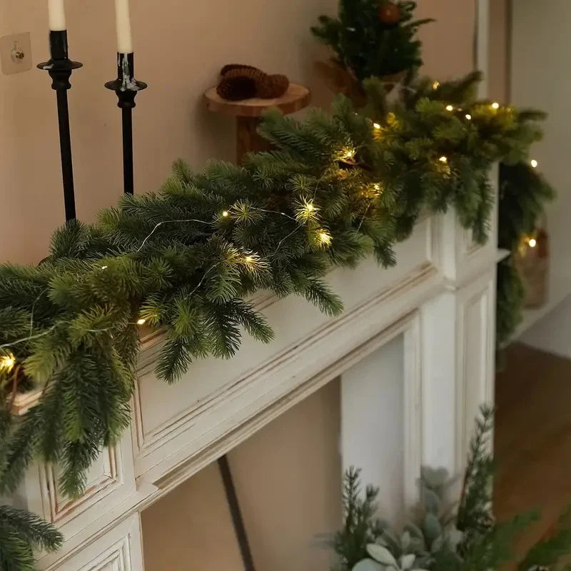 Pre-Lit Christmas Garland with Warm LED Lights and Artificial Pine Needles for Mantel - Image 5
