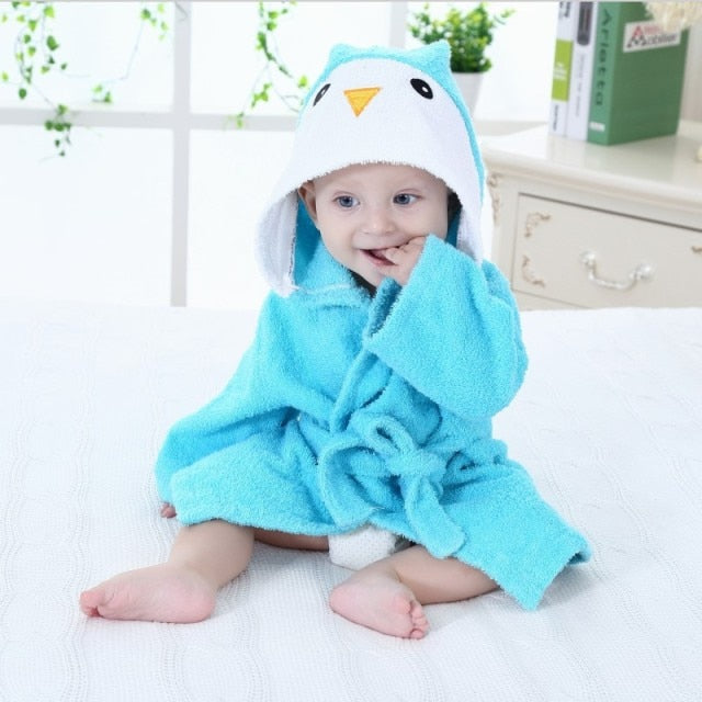 Warmes Baby-Bademantel mit lustiger Tierkapuze