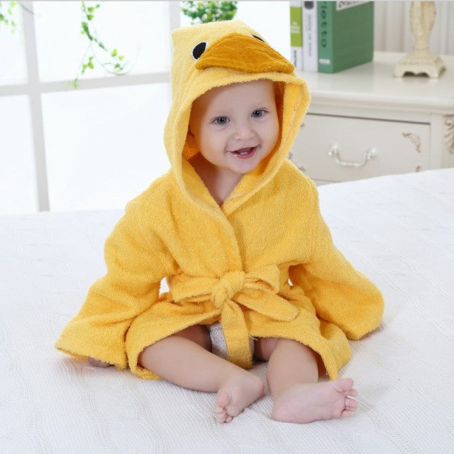 Warmes Baby-Bademantel mit lustiger Tierkapuze