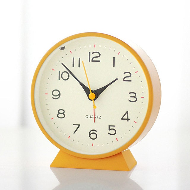 Retro Analog Alarm Clock with Backlight Silent Battery Operated Non-Ticking Quartz - Image 19