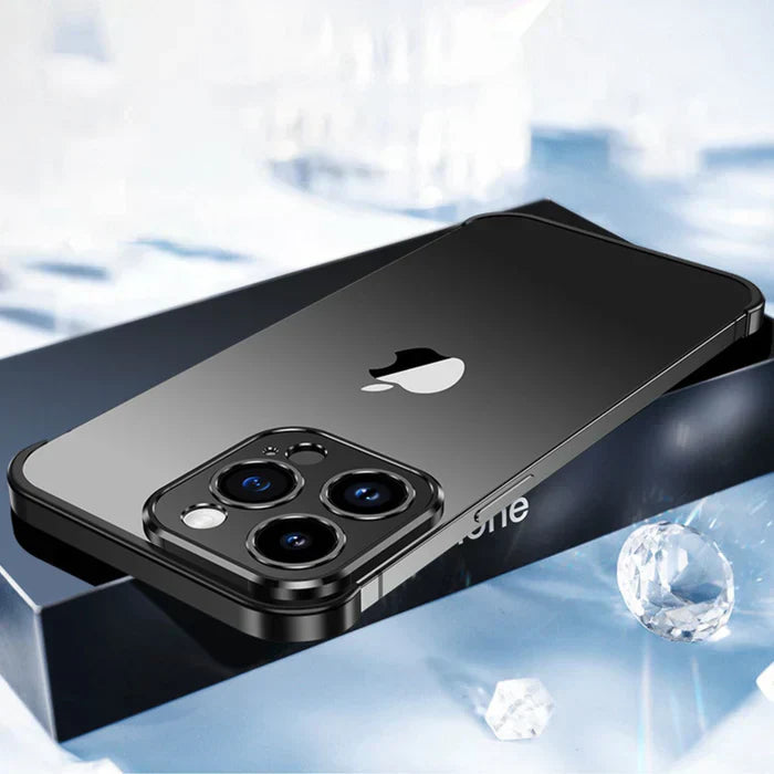 Nowoczesne eleganckie i odporne na wstrząsy etui na iPhone'a