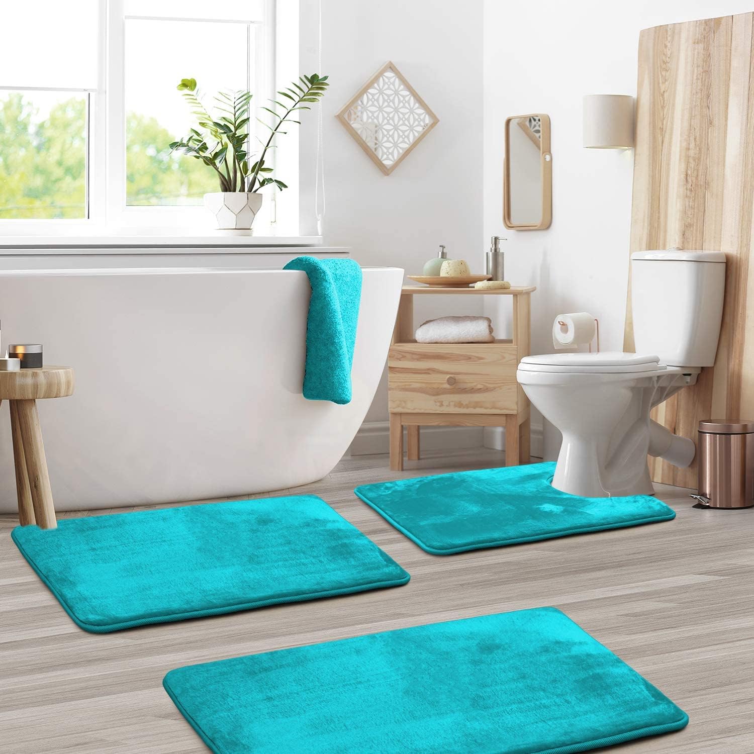 Set di tappetini da bagno in velluto morbido e antiscivolo con schiuma