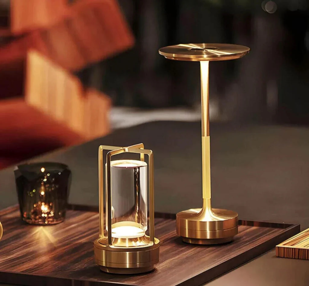 Przenośna kryształowa lampa stołowa o ciepłym blasku