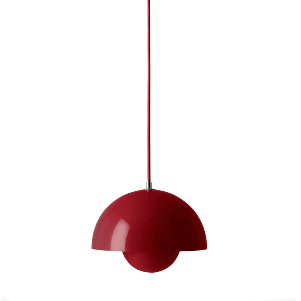 Pendant lamp with warm light for stylish interiors